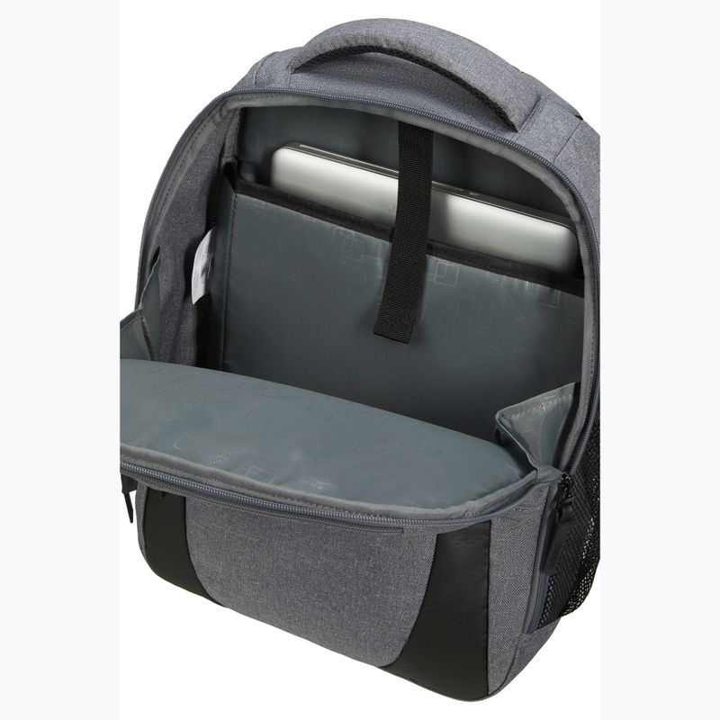 American Tourister Urban Groove 20,5 l batoh sivá/čierna 3