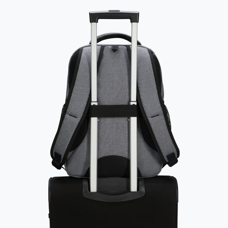 American Tourister Urban Groove 20,5 l batoh sivá/čierna 4