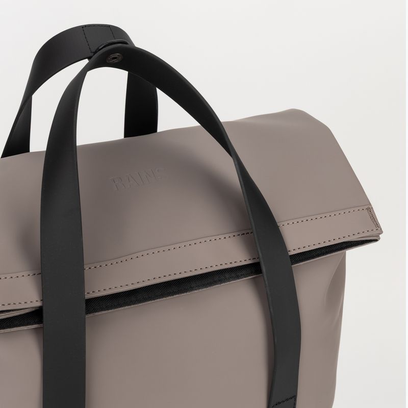 Mestský batoh Rains 2 Way Tote Cinder 4