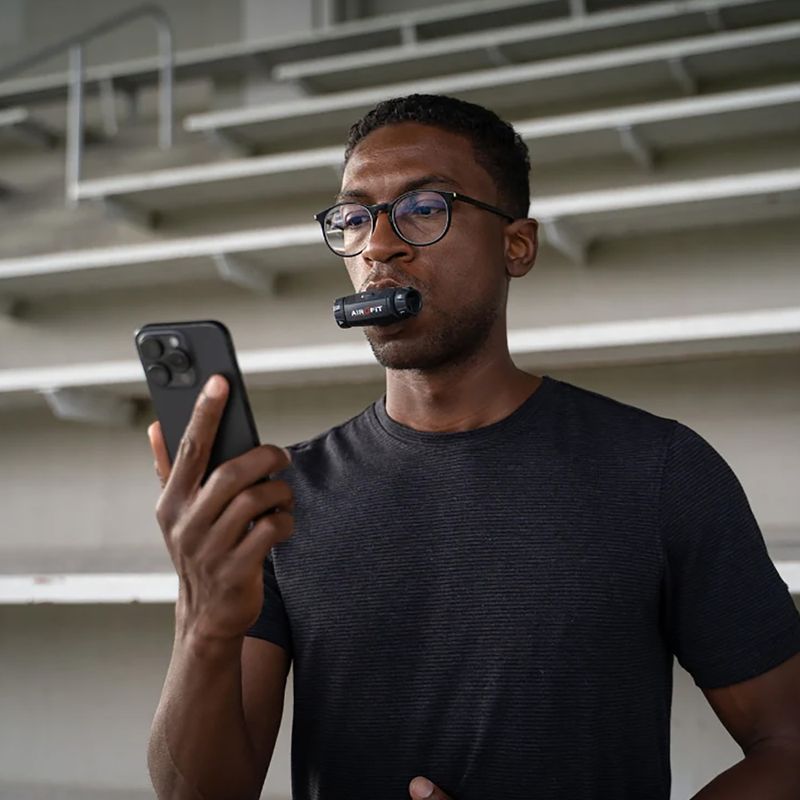 Trenažér dýchania Airofit Elite dark black/grey 4