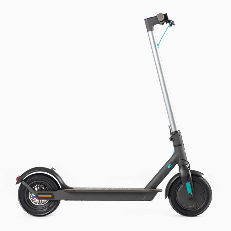 Motus Scooty 10 Lite 2022 strieborno-čierny elektrický skúter 2