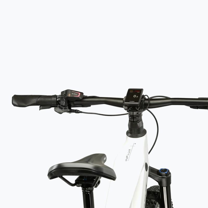 Elektrický bicykel KROSS Influx Hyb 5.0 29 electric 800 Wh black/white/gloss 4