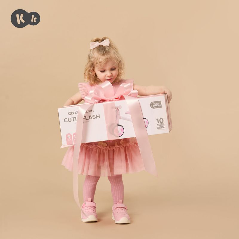 Odrážadlo Kinderkraft Cutie Flash pink 9