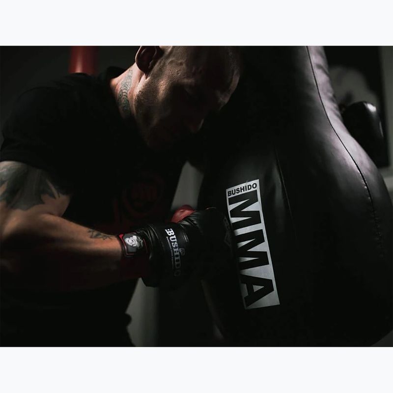 Prístroj Bushido boxerské rukavice tréningové vrece čierne Rp4 10