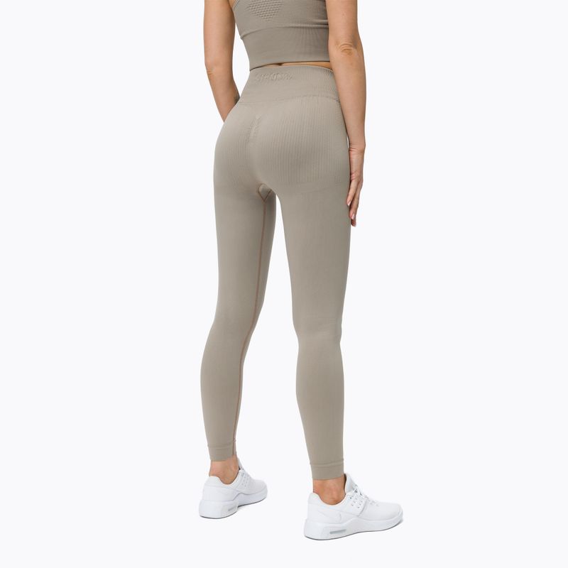 Dámske bezšvové legíny STRONG POINT Shape & Comfort Push Up beige 1139 3