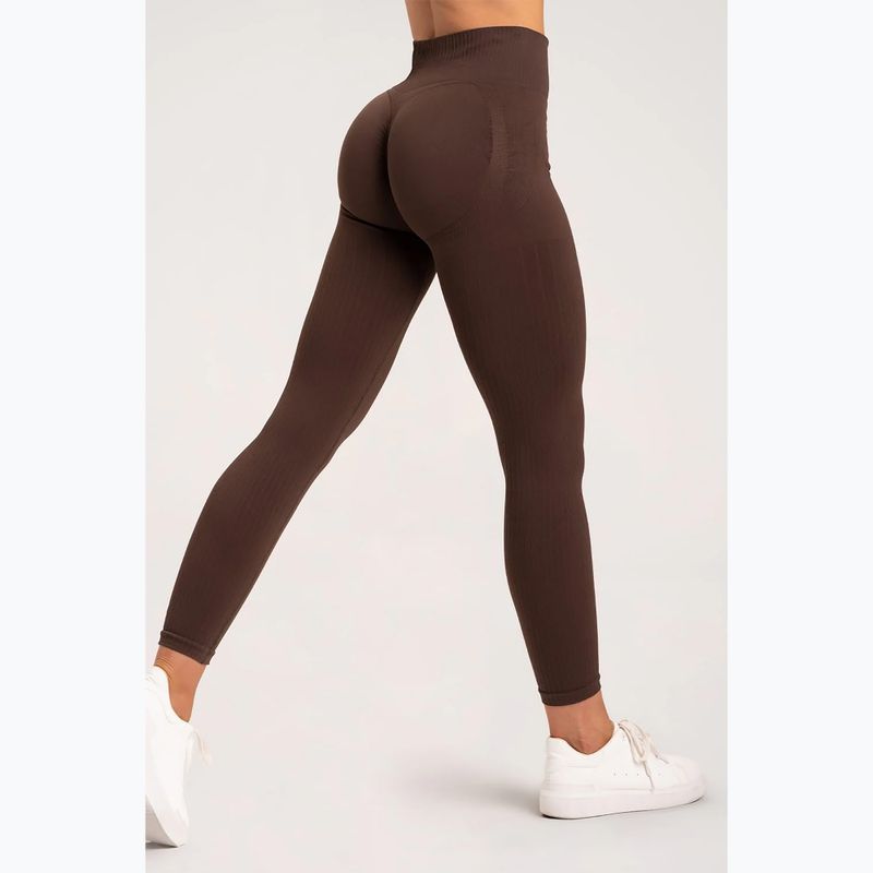 Dámske tréningové legíny Gym Glamour push up hnedé 370 6