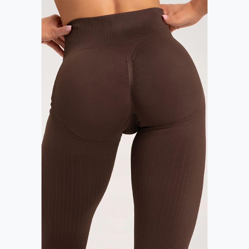 Dámske tréningové legíny Gym Glamour push up hnedé 370 9