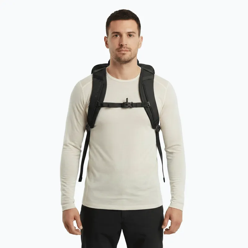 Turistický batoh KADVA traWELL 28 l čierny 3