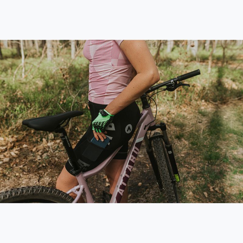 Dámske cyklistické šortky ATTABO Kirun Pro WMNS Bib Shorts Cargo black 18