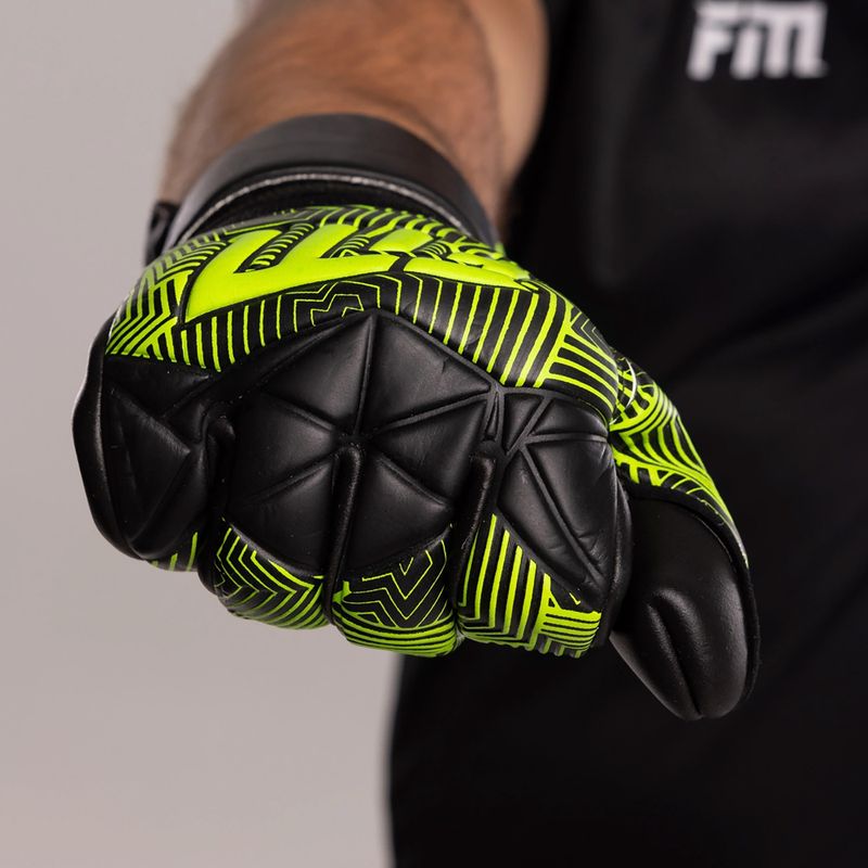 Brankárske rukavice Football Masters Varis X NC black/green 3