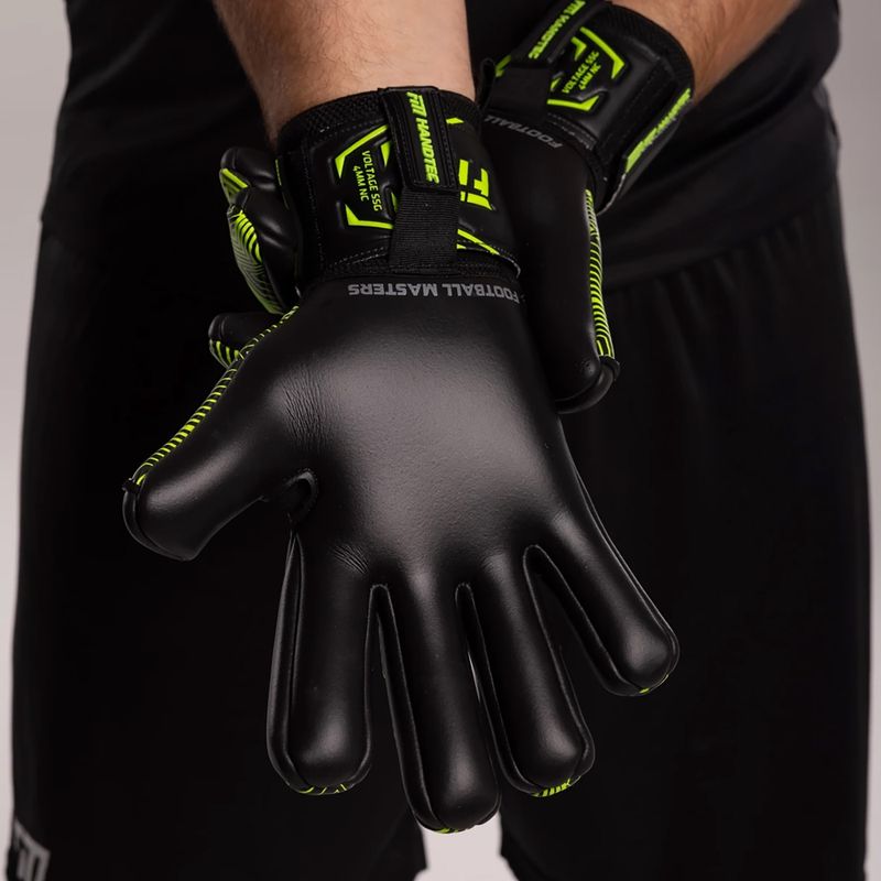 Brankárske rukavice Football Masters Varis X NC black/green 4