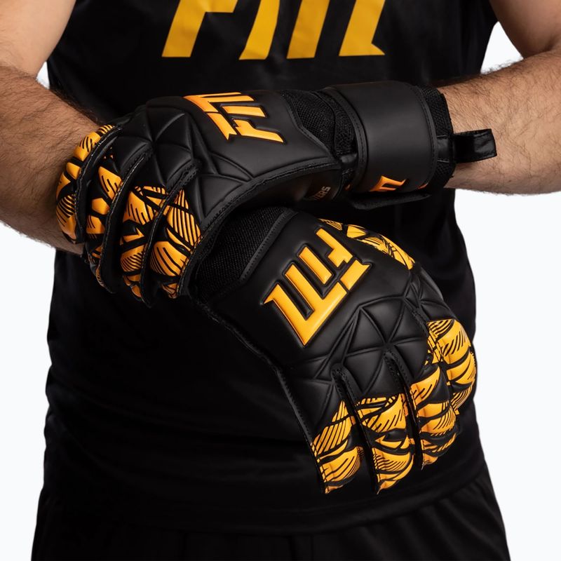 Brankárske rukavice Football Masters Invictus X Training black/orange 6
