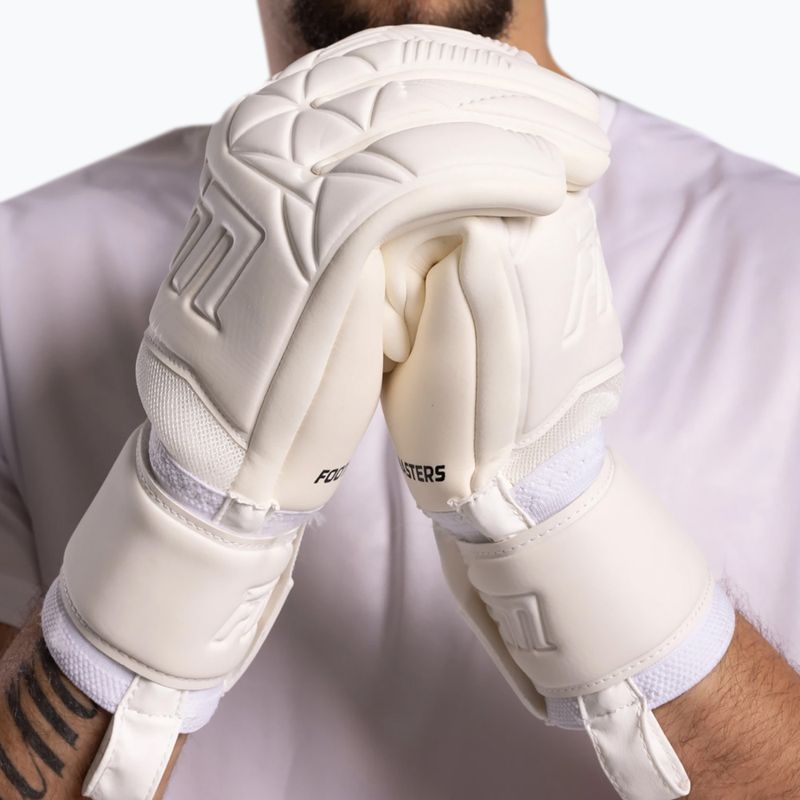Brankárske rukavice Football Masters Varis X all white 3