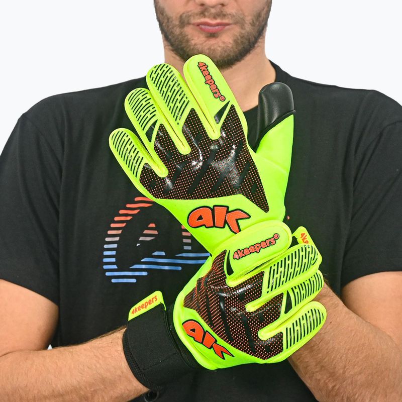 Brankárske rukavice 4keepers Elite Venom NC celadónové  6