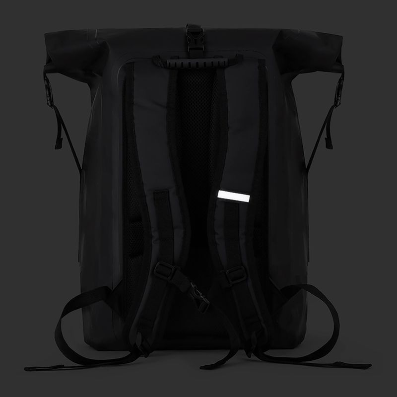 Batoh MANTO Roll Top New York 25 l black 6