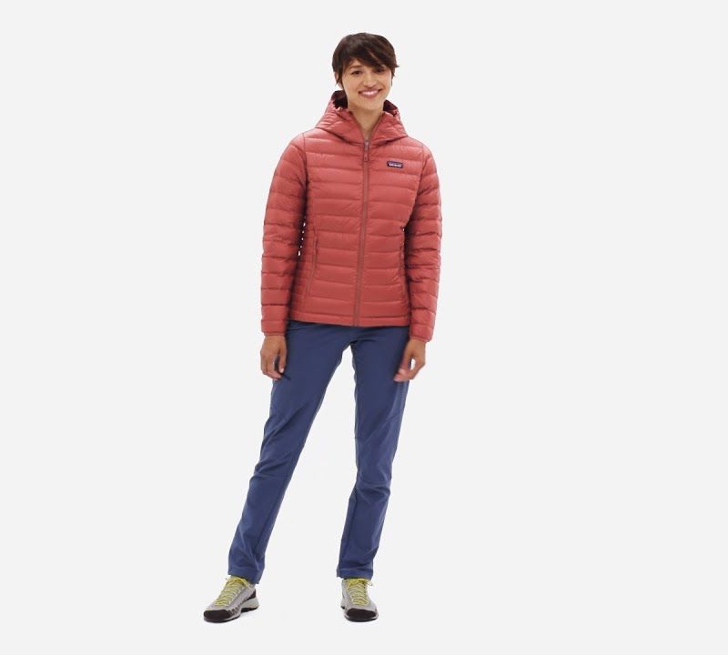 Dámska bunda Patagonia Down Sweater Hoody obsidian plum 10