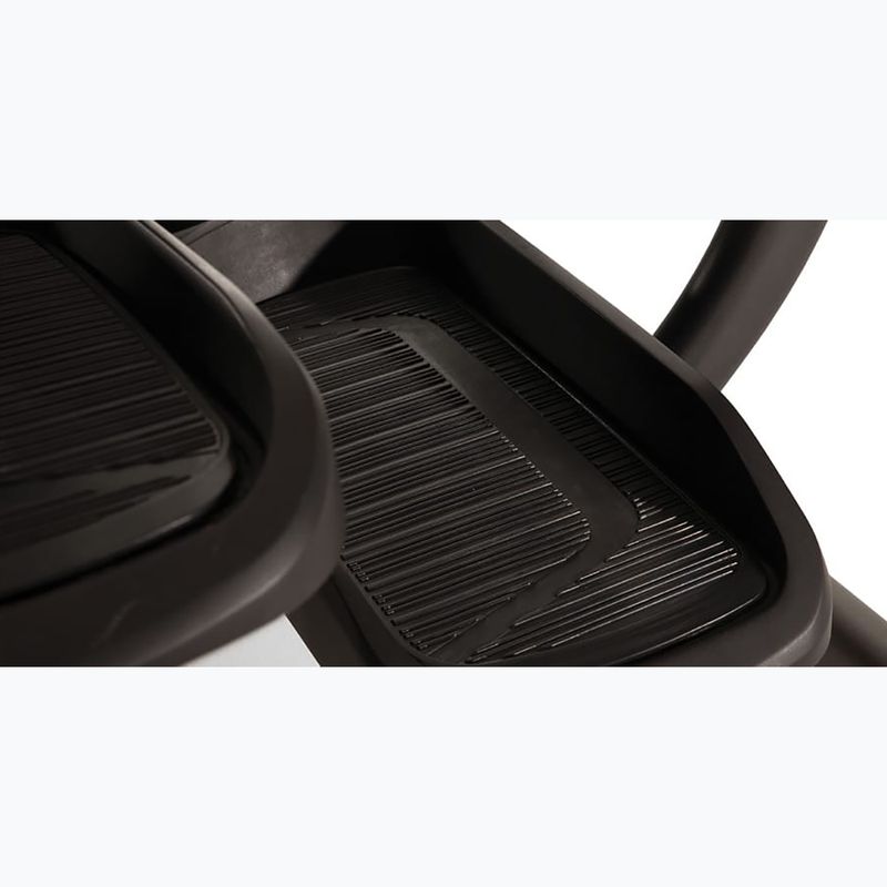 Matrix Fitness Eliptický eliptický trenažér E50XIR-02 čierny 6