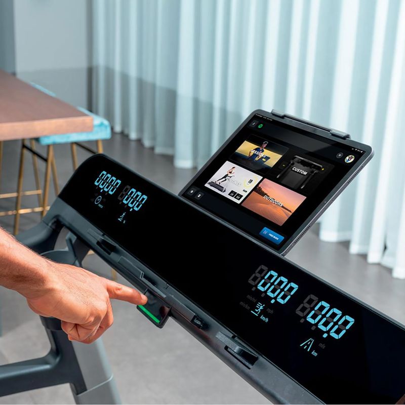 Elektrický bežecký pás Technogym MyRun DCKA2BFSDN2S 8