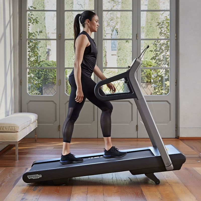 Elektrický bežecký pás Technogym MyRun DCKA2BFSDN2S 9