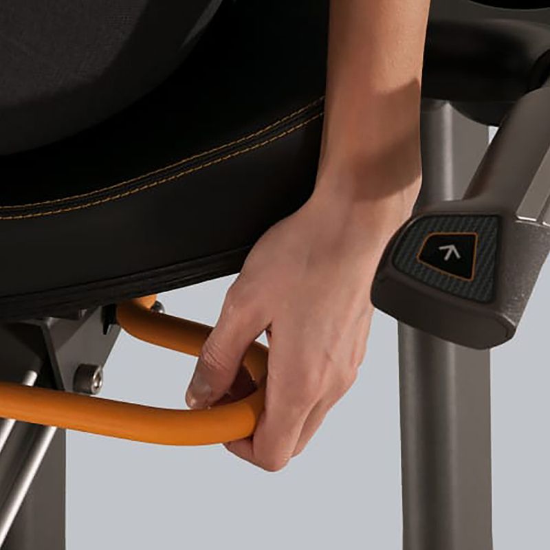 Matrix Fitness ležiaci bicykel R50XIR-02 grafitová sivá 6