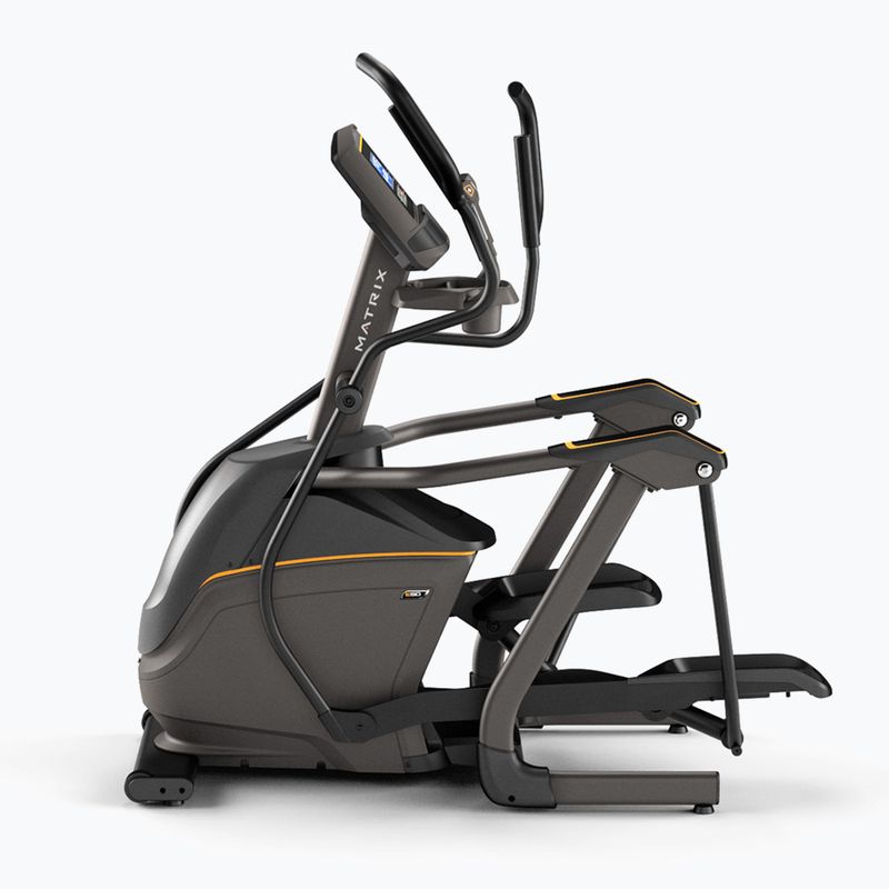 Matrix Fitness Elliptic E50XR-02 čierny eliptický tréner 3