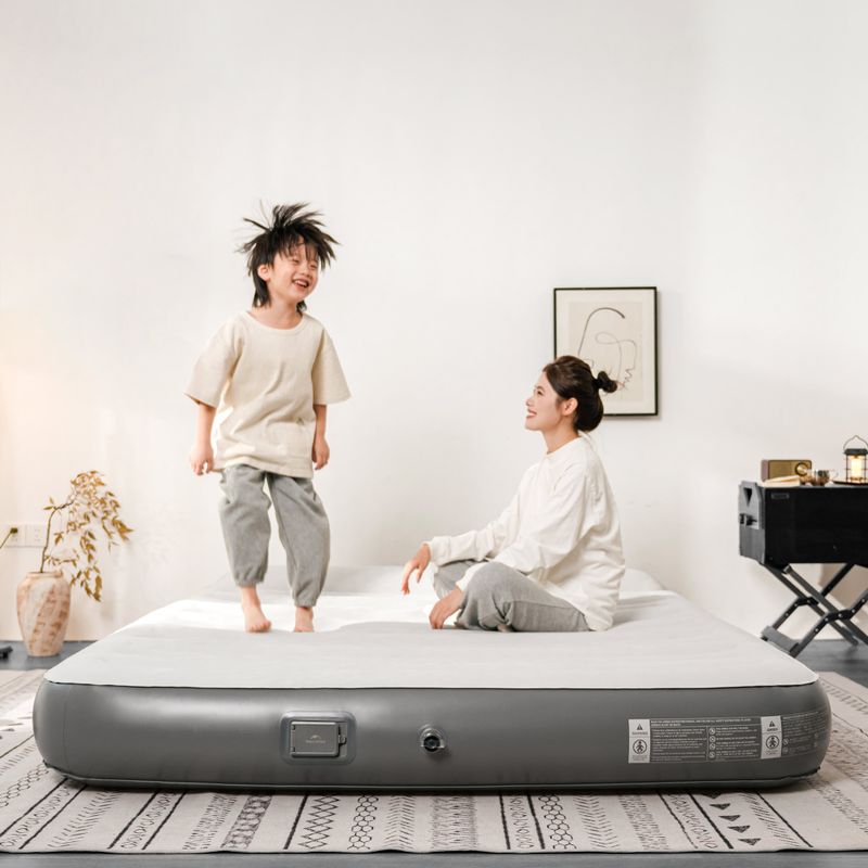 Nafukovací matrac Naturehike Chenjing with Pillow Double grey 8