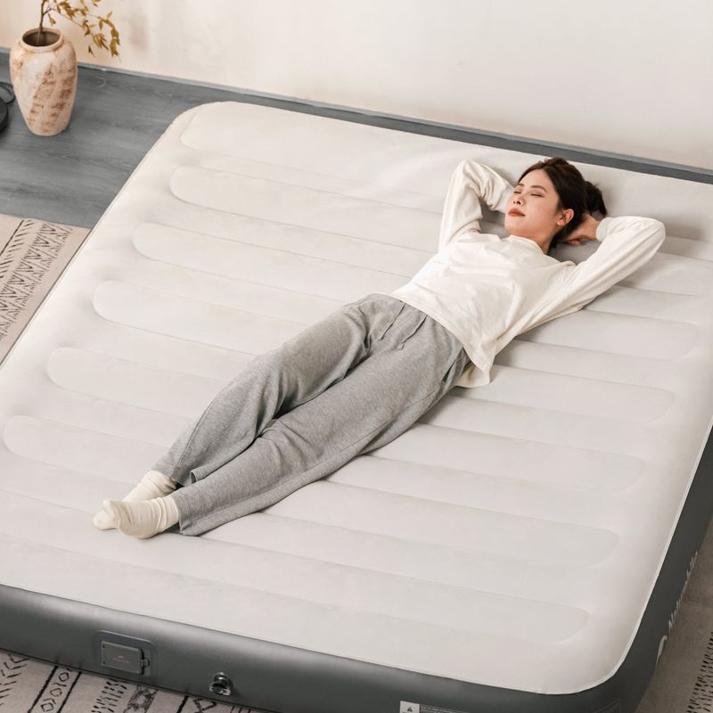 Nafukovací matrac Naturehike Chenjing with Pillow Triple grey 5