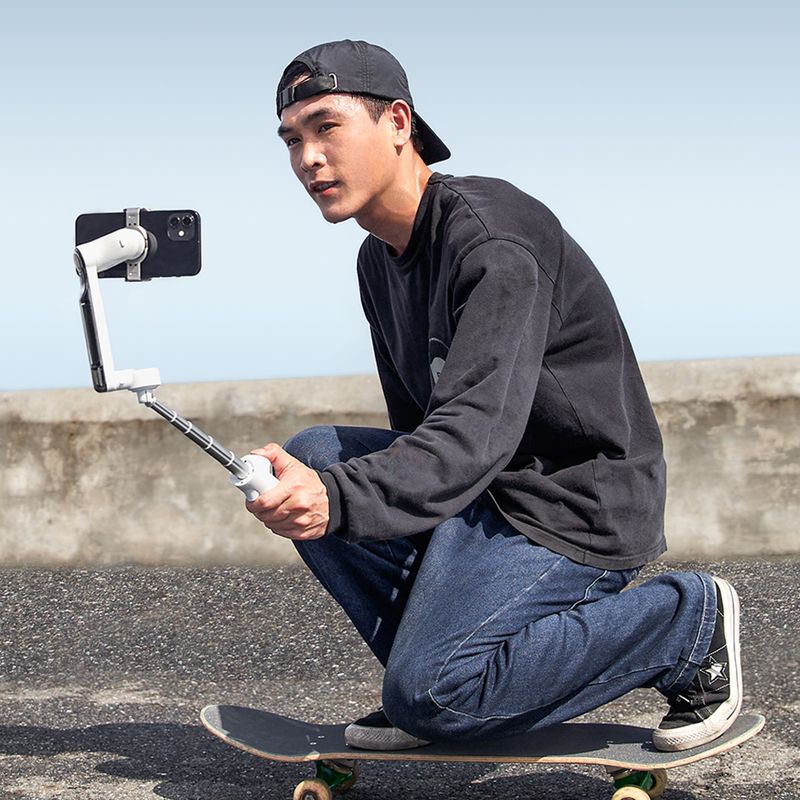 Insta360 Flow Creator Kit 3-osový stabilizátor pre smartfóny sivý CINSABBA/FLOW05 8