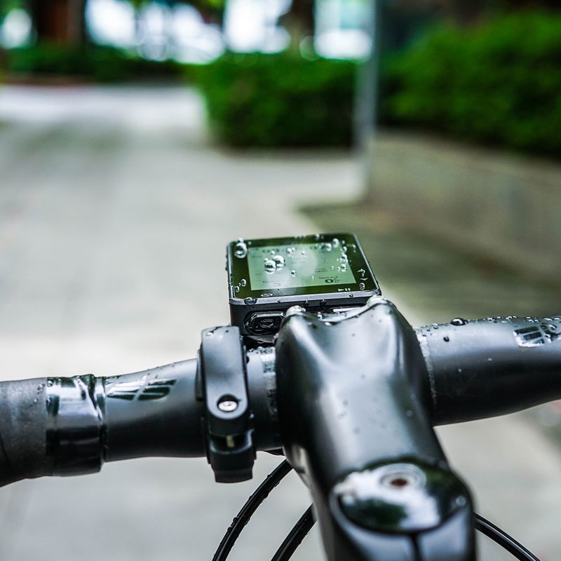 Počítadlo bicyklov + ochranné sklo IGPSport IGS630 čierne 17919 6