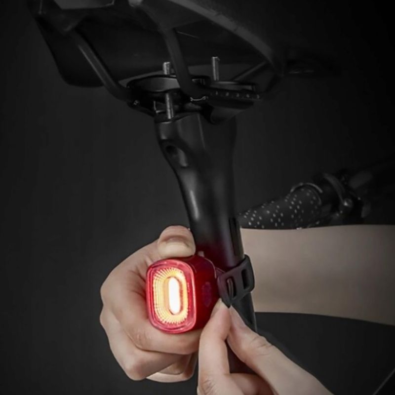 Rockbros Q2S LED USB zadné svetlo na bicykel čierne 2