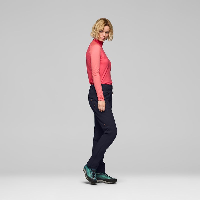 Dámske trekingové nohavice Norrona Femund Flex1 caviar black 4