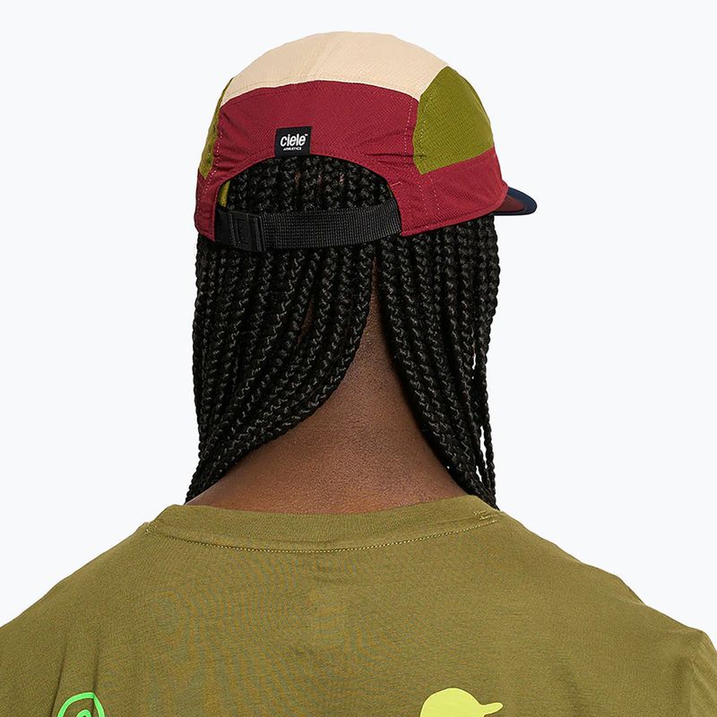 Kšiltovka Ciele Athletics GOCap Field IconicBar crimson red/terrain 5