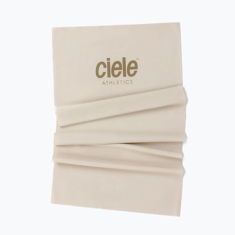 Komin Ciele Athletics Athletics BFCollar rainy day