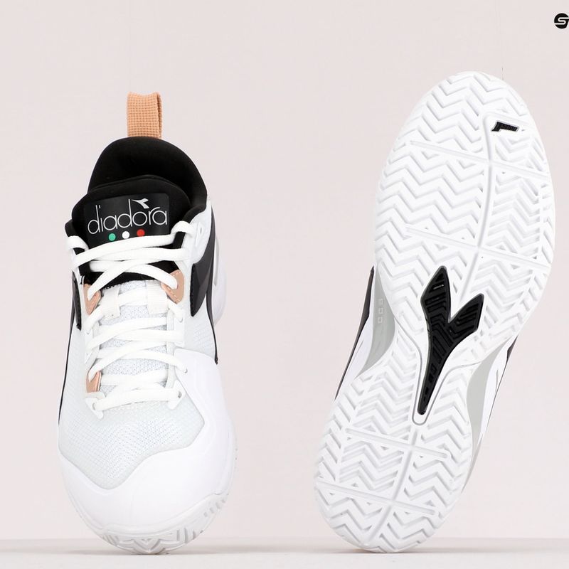 Dámska tenisová obuv Diadora Speed Blushield 5 AG white and black DD-101.176941 9