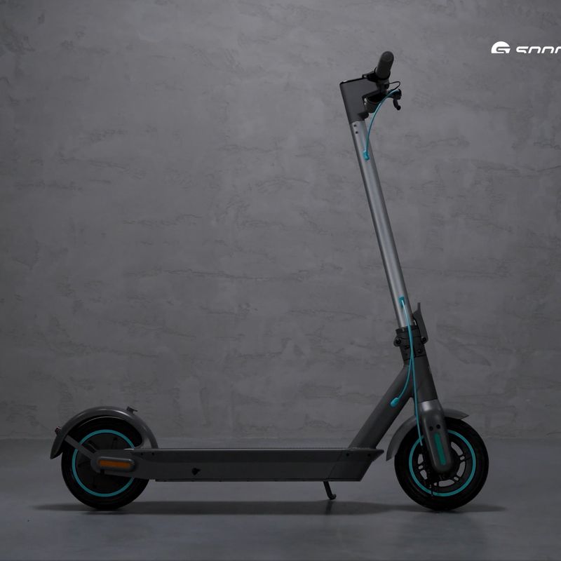 Motus Scooty 10 2022 elektrický skúter čierny 21