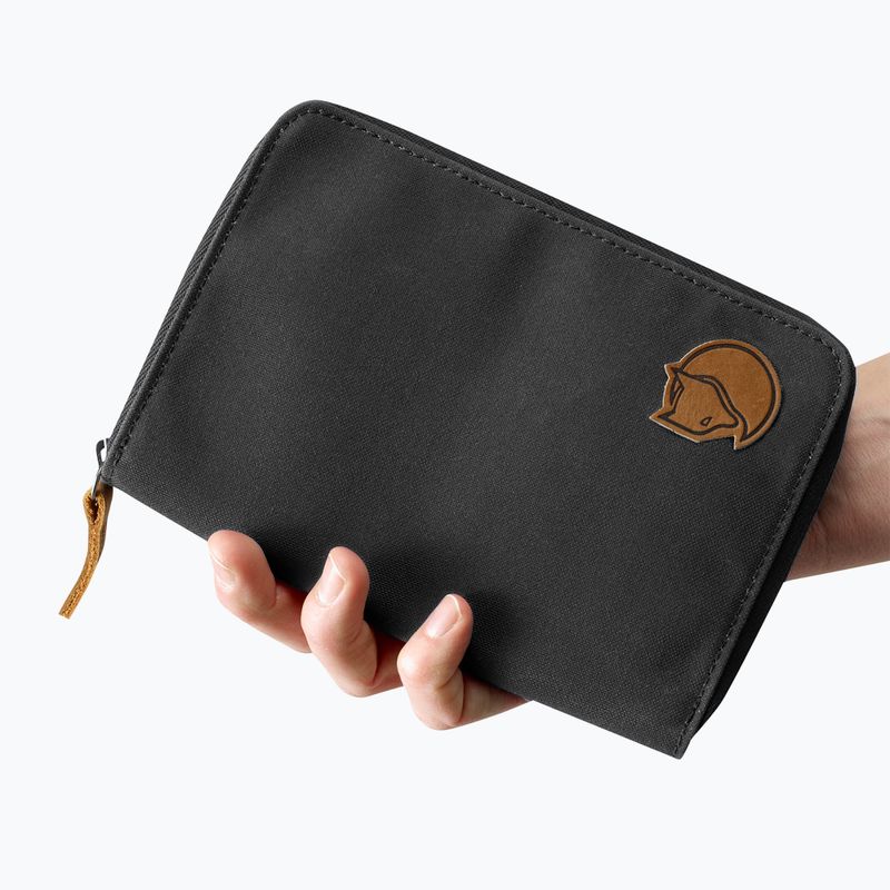 Peňaženka Fjällräven Passport Wallet dark grey 4