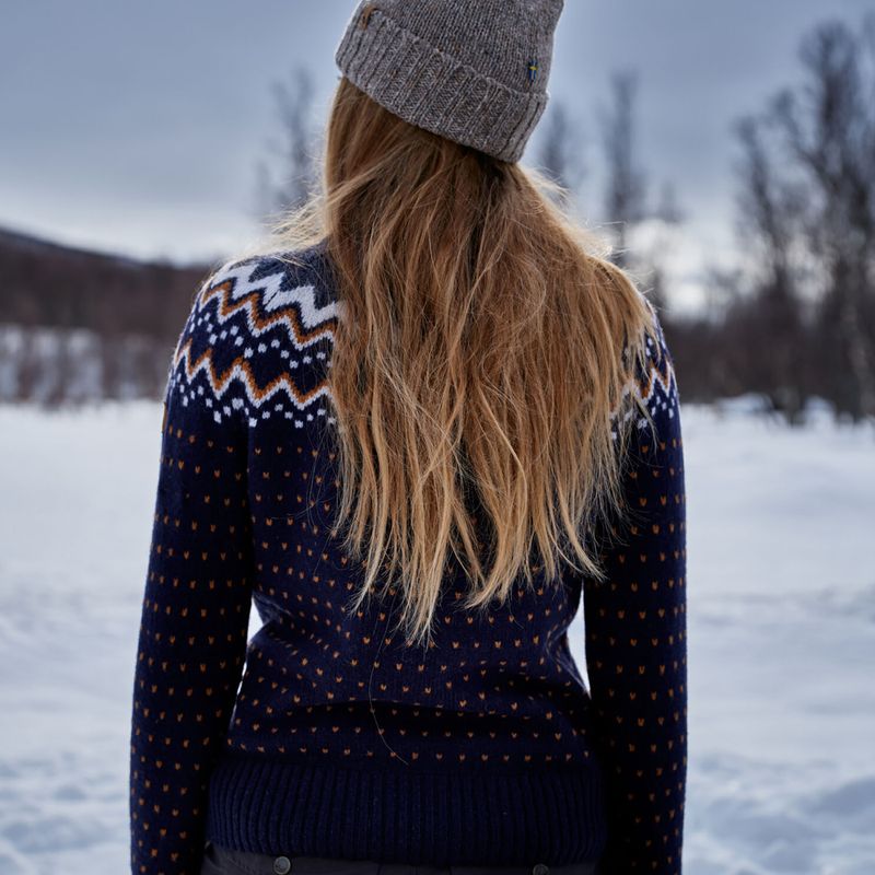 Dámsky sveter Fjällräven Övik Knit Cardigan dark navy 11