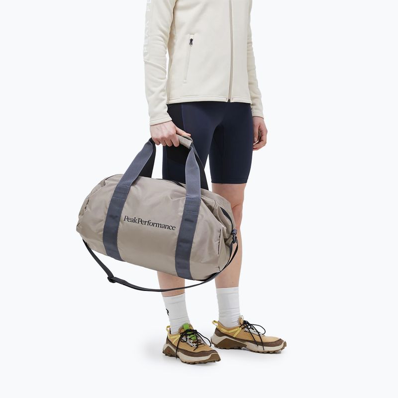 Peak Performance Detour II 35 l cestovná taška avid beige 4