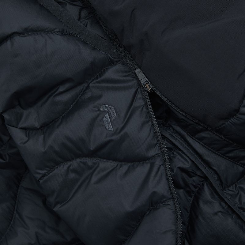 Dámske páperové šortky Peak Performance Helium Down black 4