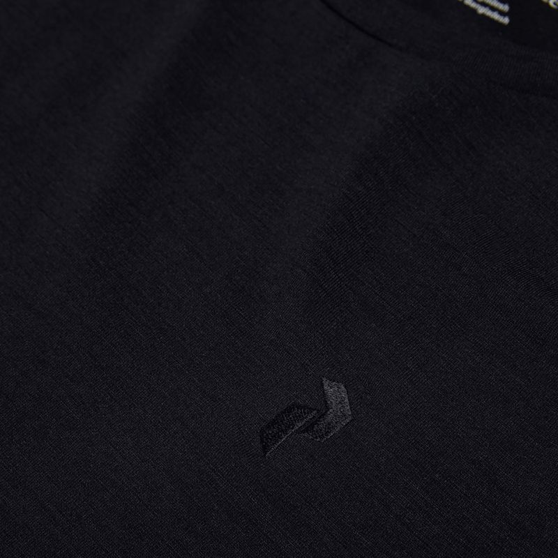Pánska termoakčná mikina Peak Performance Magic Crew Wool-Blend Baselayer black/black 6