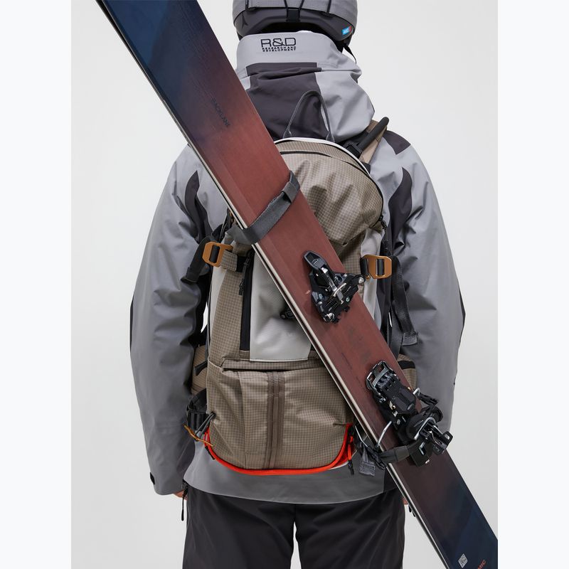 Lyžiarsky batoh Peak Performance Vertical Ski 20 l avid beige/antarctica 4
