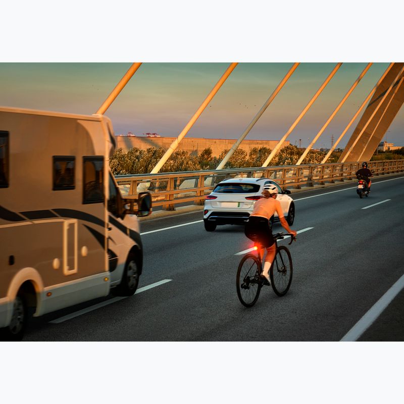 Zadný radar Garmin Varia RearVue 820 11