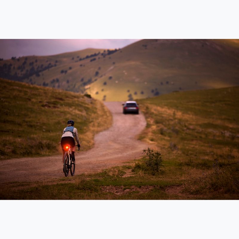 Zadný radar Garmin Varia RearVue 820 13