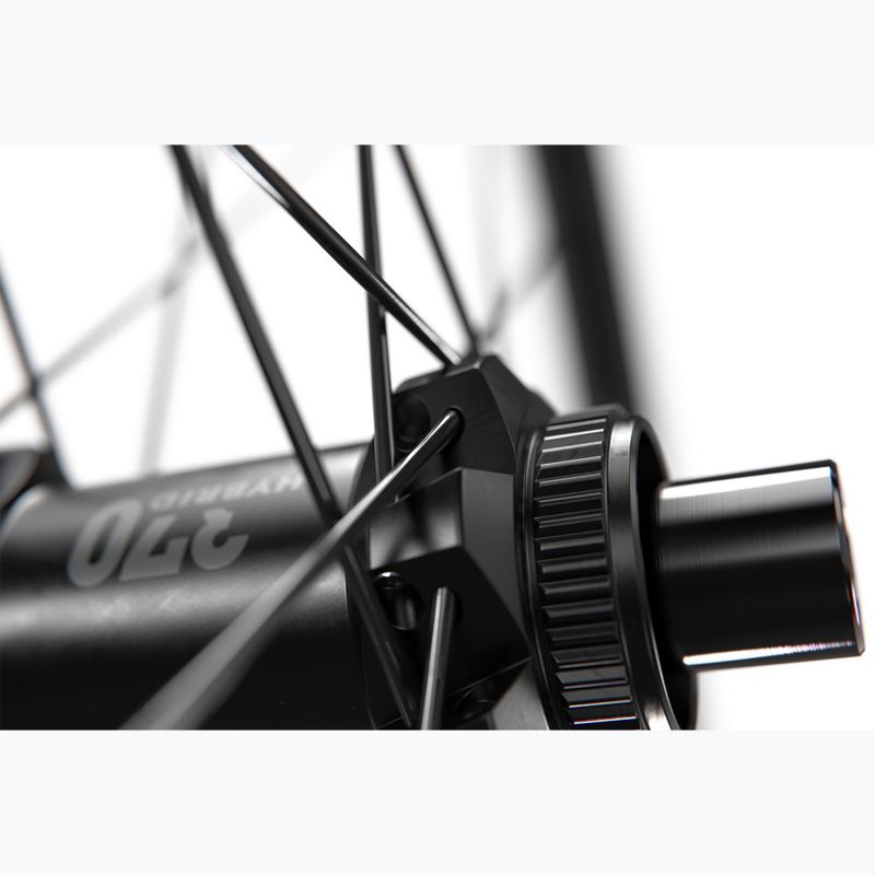 Predné koleso na bicykel DT Swiss HU 1900 SP 29 CL 30 15/110 čierne 2