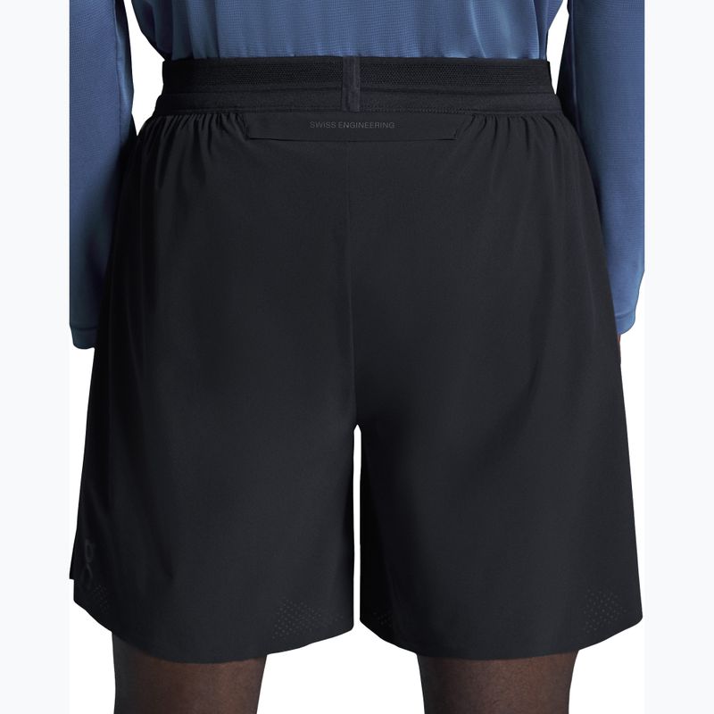 Pánske bežecké šortky On 5" Core čierne 6