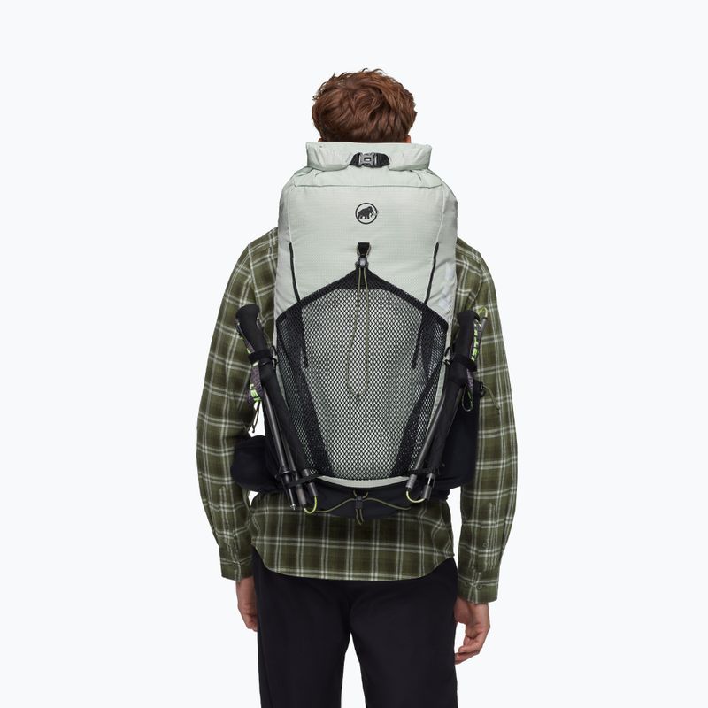 Turistický batoh Mammut Ducan Spine 28-35 l silver sage/black 3