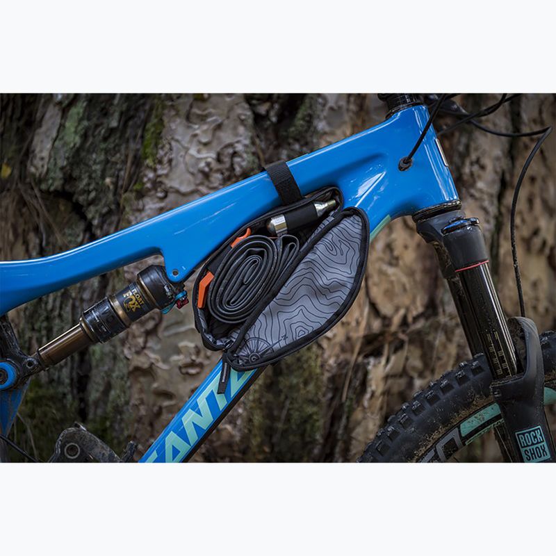 Taška na rám bicykla Blackburn Outpost Corner Bike Frame Bag 0,7 l black 6