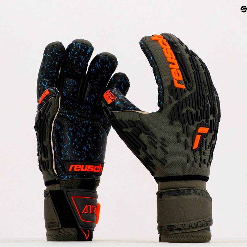 Reusch Attrakt Freegel Fusion Ortho-Tec Brankárske rukavice zelené 5379-5555 13