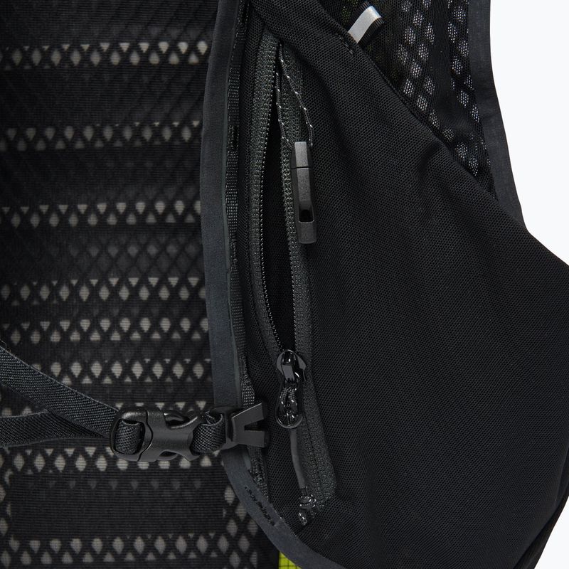 Black Diamond Distance 15 l zelený turistický batoh BD6800057021LRG1 4