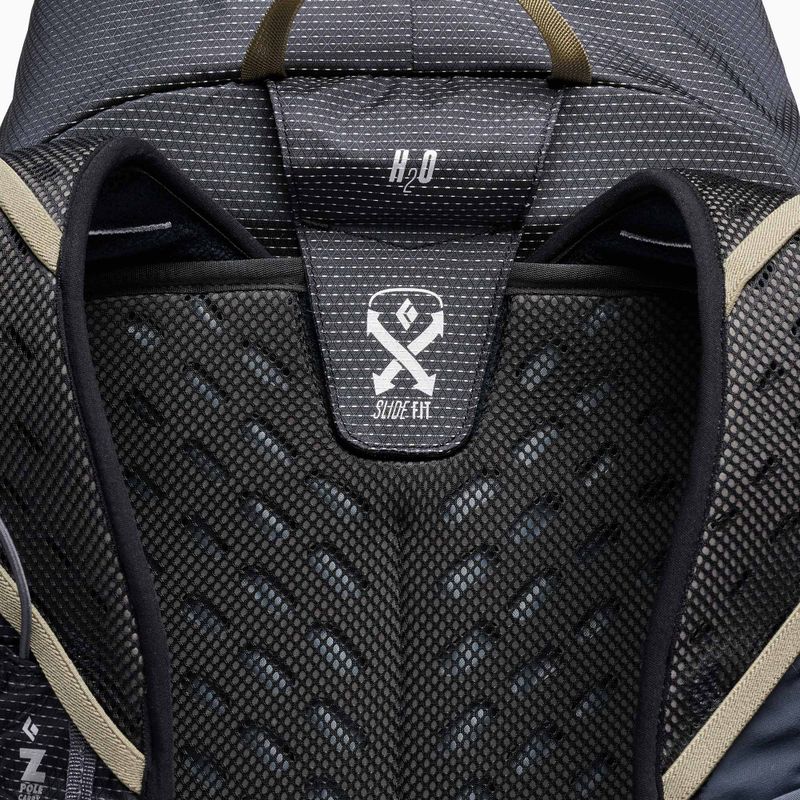 Black Diamond Trail Vista 20 l black/carbon batoh 3
